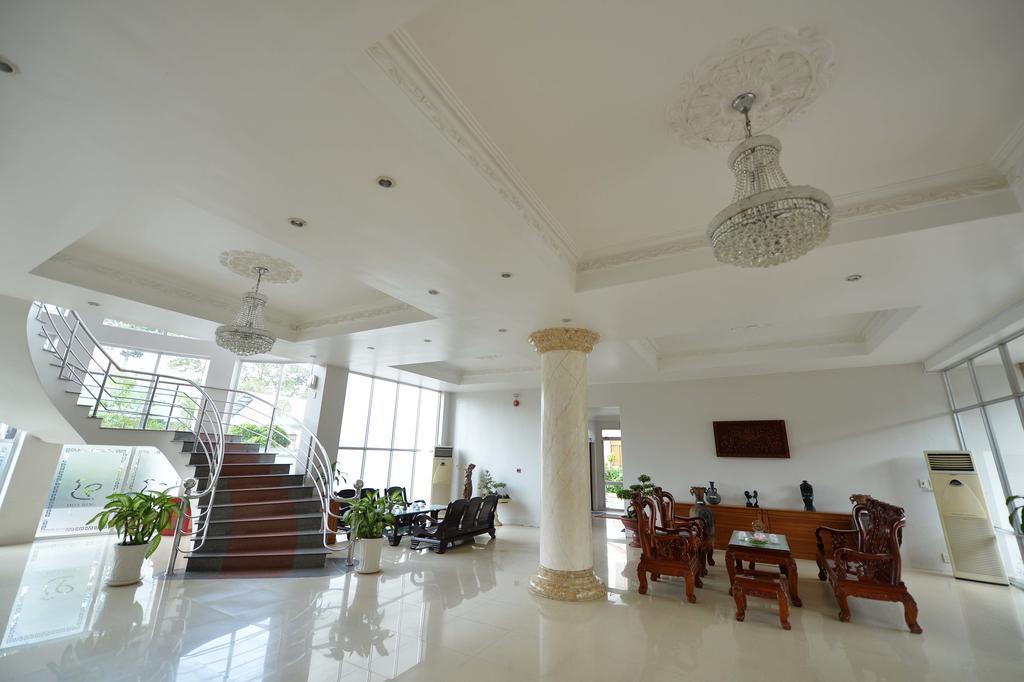 Hoa Binh 2 Hotel Лонгсюєн Екстер'єр фото