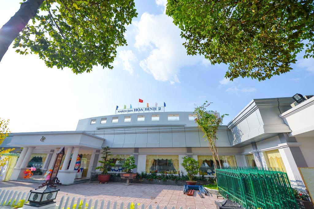 Hoa Binh 2 Hotel Лонгсюєн Екстер'єр фото
